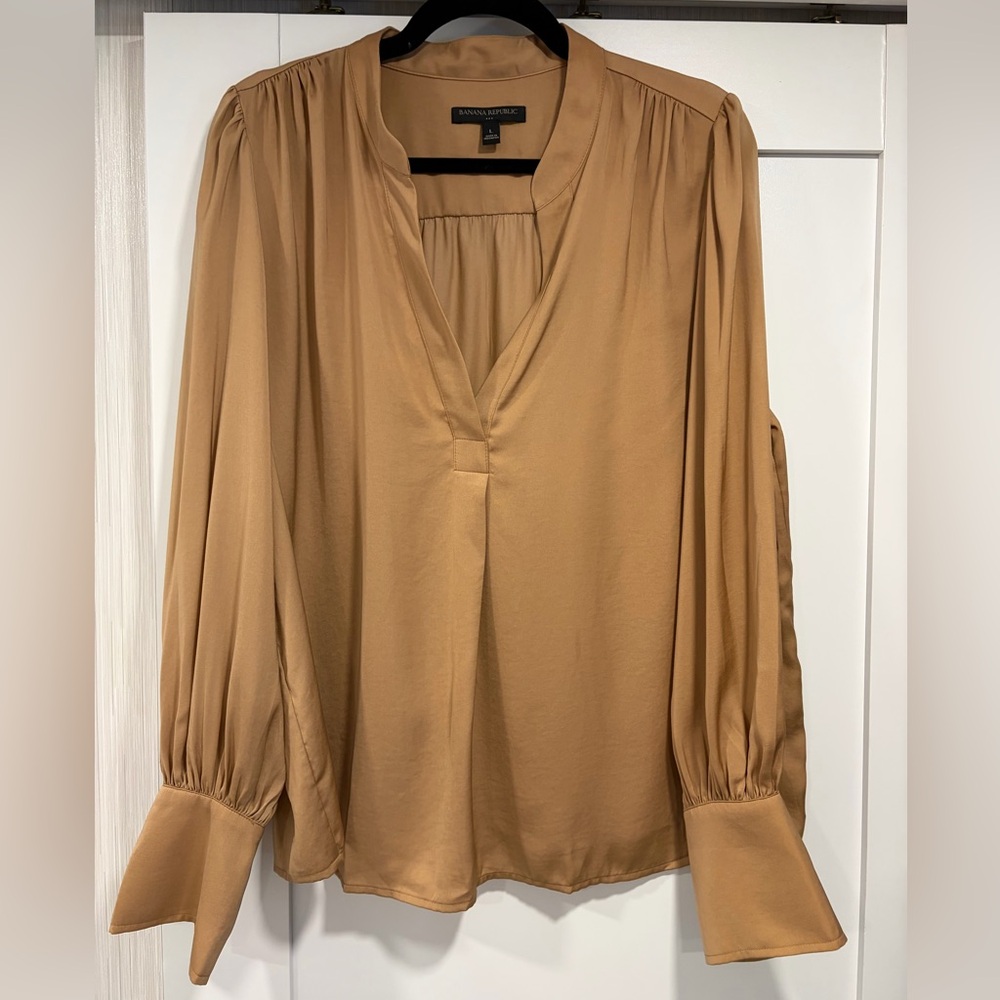 Banana Republic Women's Camel Satin V-Neck Blouse